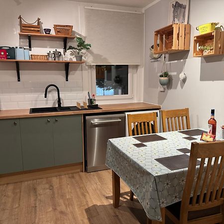 Maria- Bright And Modern City Center Apartment . Эдинбург Экстерьер фото