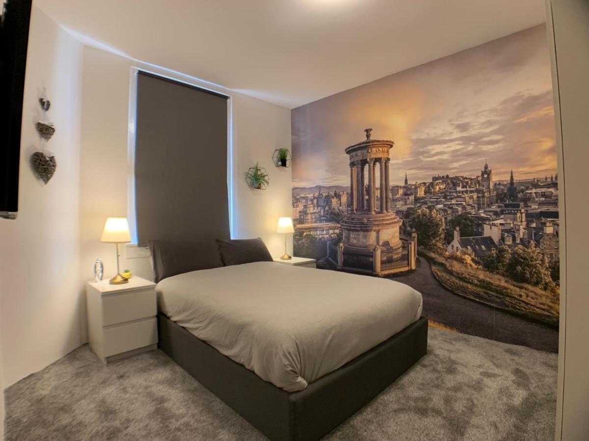 Maria- Bright And Modern City Center Apartment . Эдинбург Экстерьер фото