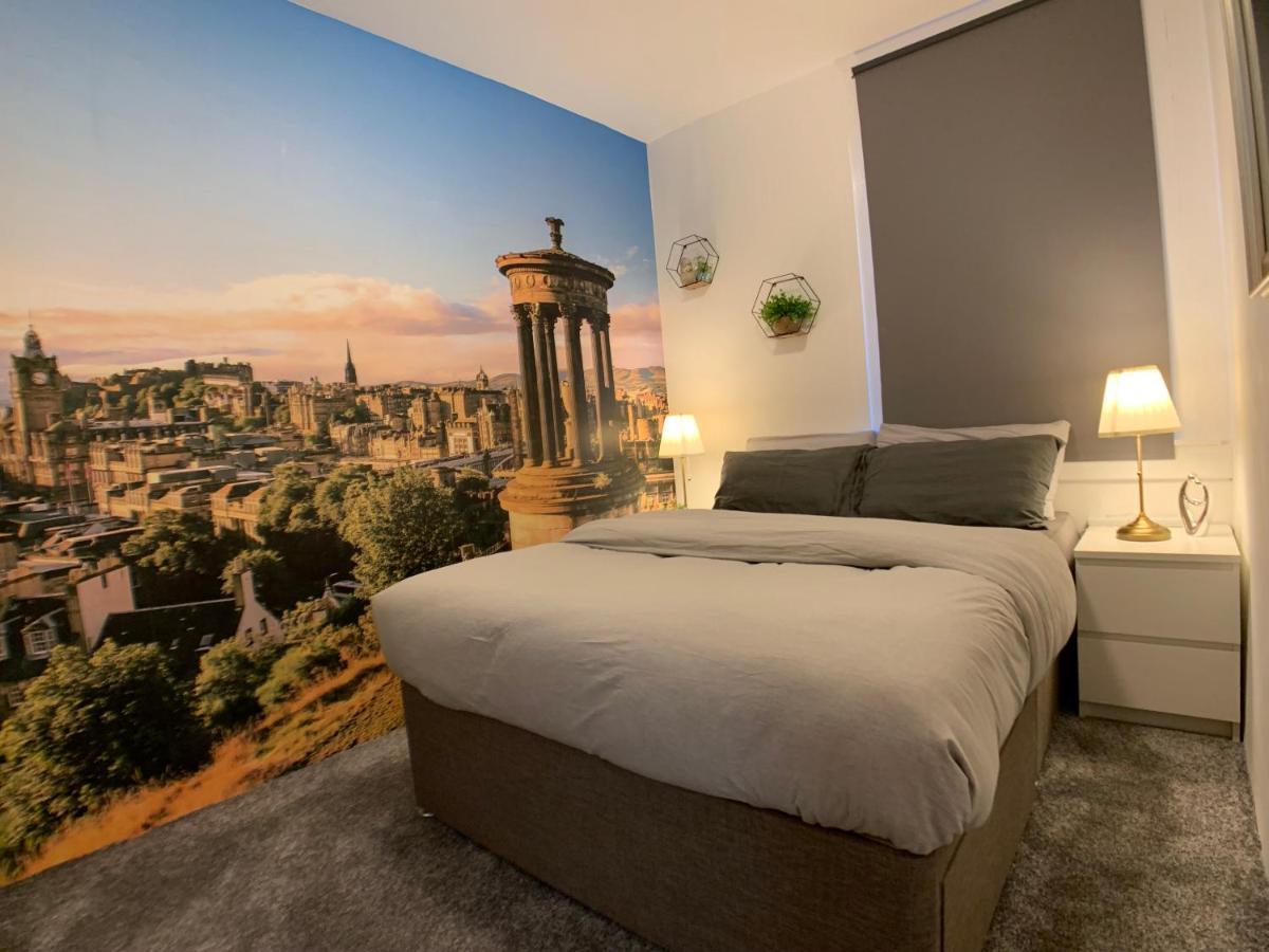 Maria- Bright And Modern City Center Apartment . Эдинбург Экстерьер фото