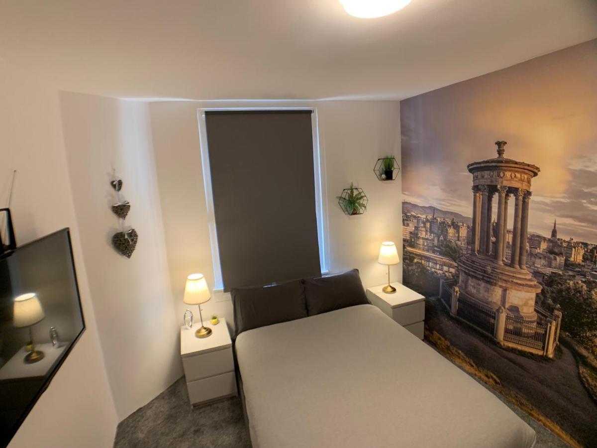 Maria- Bright And Modern City Center Apartment . Эдинбург Экстерьер фото