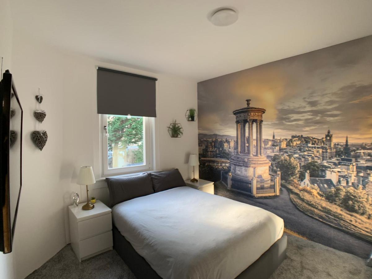 Maria- Bright And Modern City Center Apartment . Эдинбург Экстерьер фото